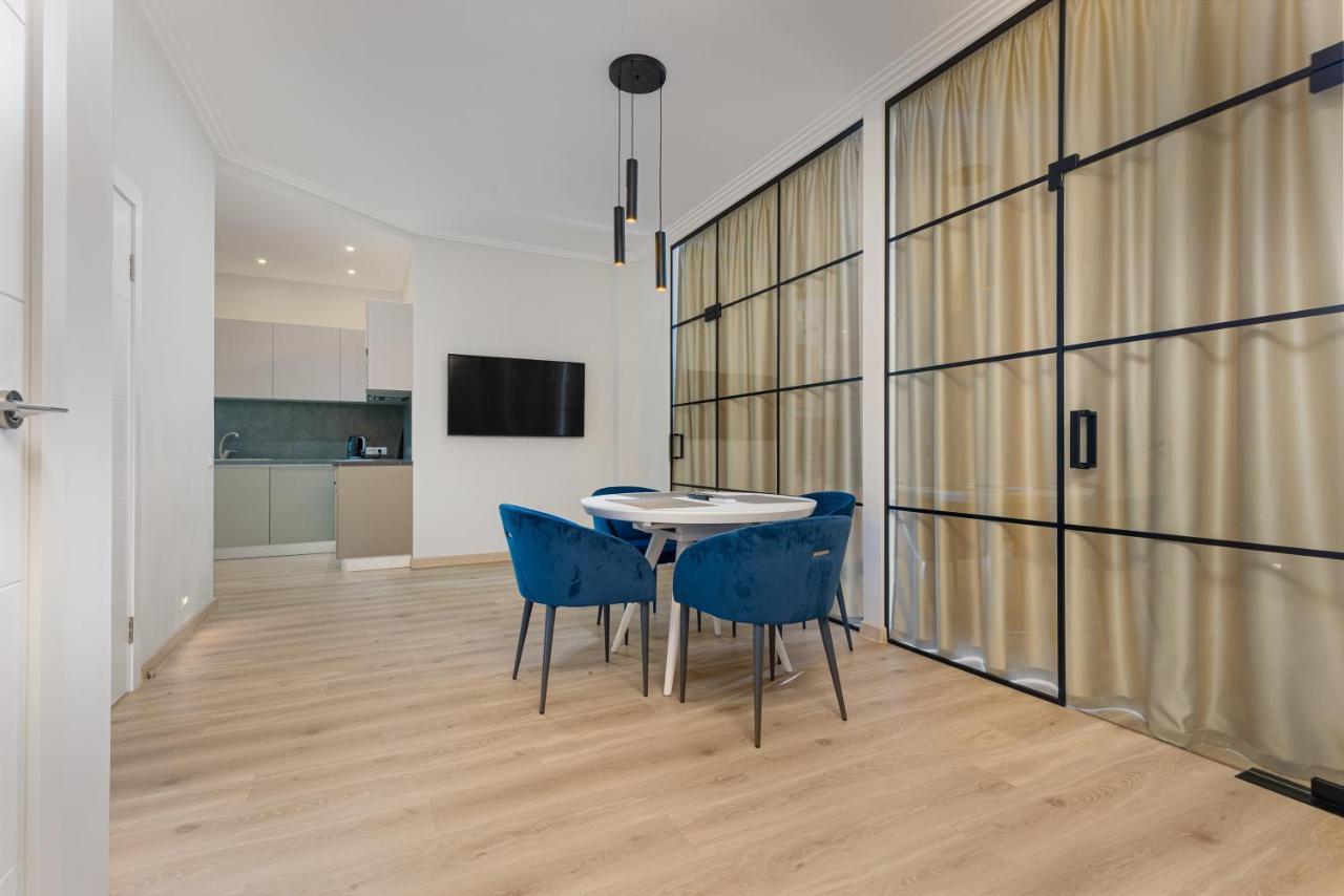 Sea Symphony Luxury 3-Bedrooms Apartment Odessa Esterno foto
