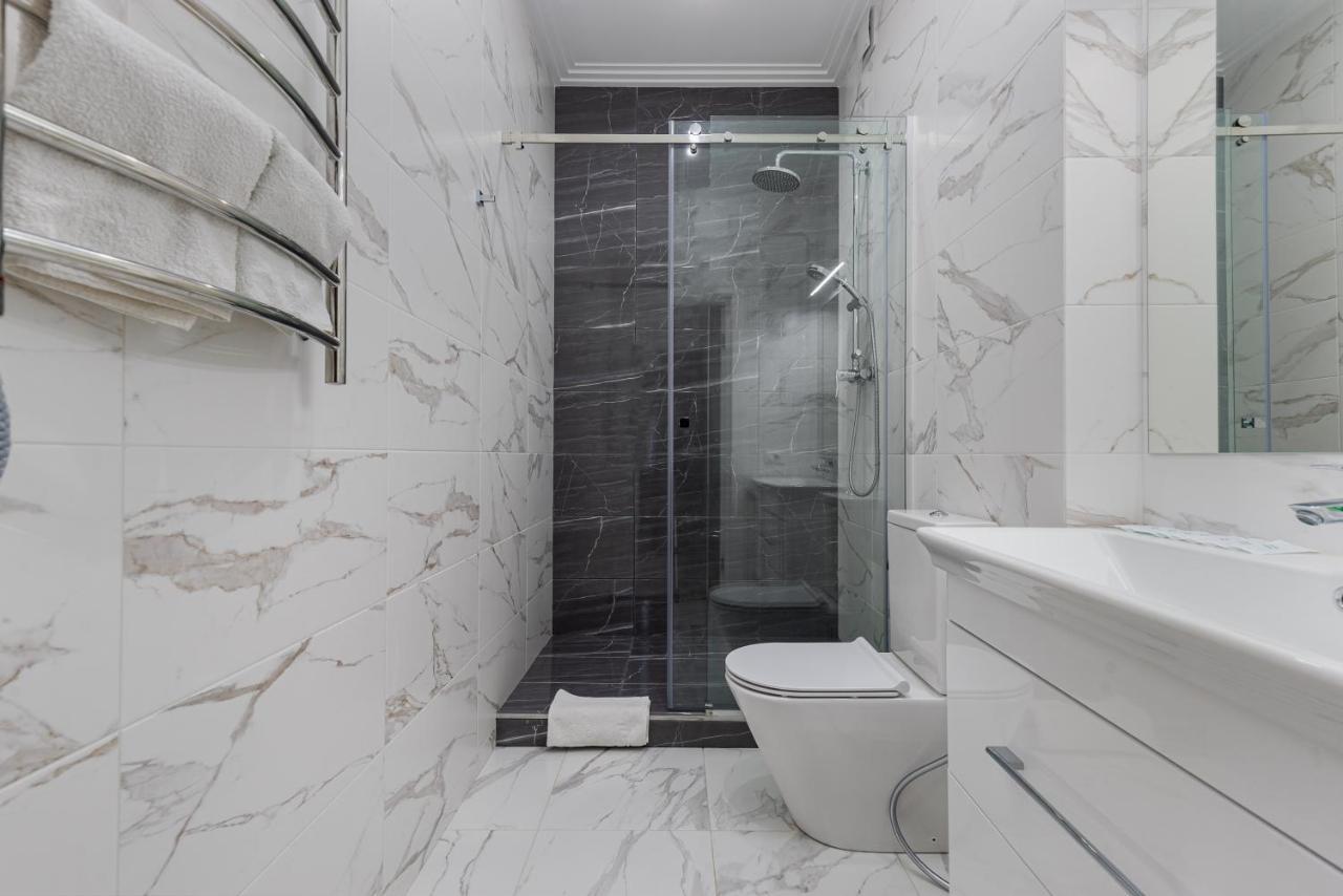 Sea Symphony Luxury 3-Bedrooms Apartment Odessa Esterno foto